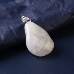 Ciondolo in Pietra di Luna Bianca