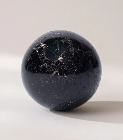 Sfera in Tormalina Nera