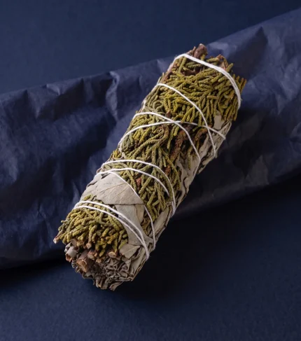 Smudge di Salvia Bianca e Ginepro